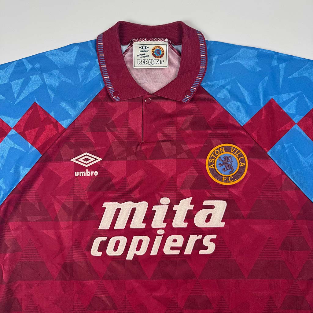 Aston Villa Heim 1990-92 L (8/10)