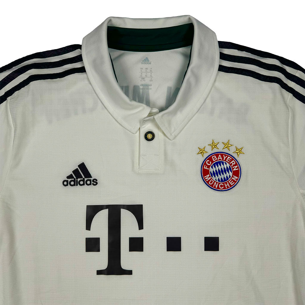FC Bayern München Auswärts 2013/14 XL (9/10)