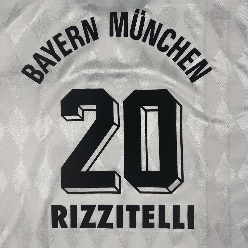 FC Bayern München Auswärts 1996-98 XL Rizzitelli (9/10)