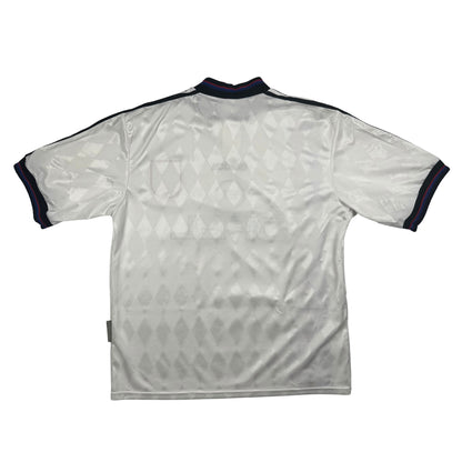 FC Bayern München Auswärts 1996-98 L (9/10)