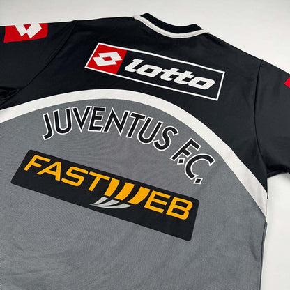 Juventus Turin Trainingsshirt 2001/02 M (8/10)