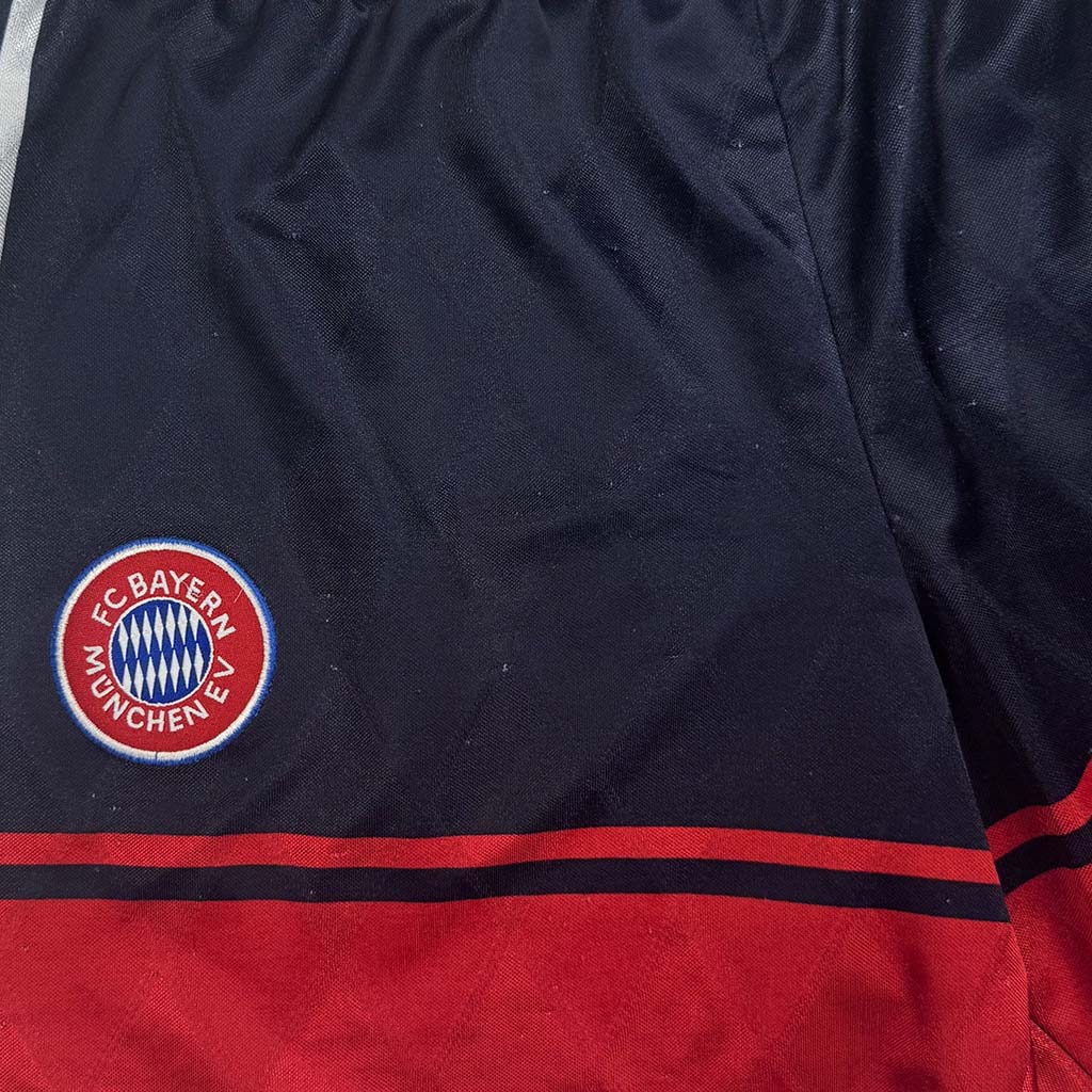 FC Bayern München Shorts Heim 1997-99 L (5/10)