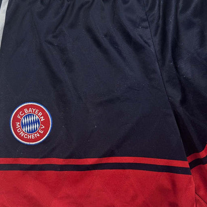 FC Bayern München Shorts Heim 1997-99 L (5/10)