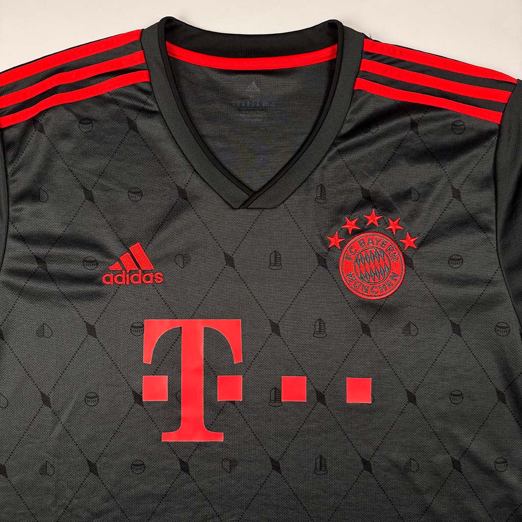 FC Bayern München Ausweich 2022/23 XL (8/10)