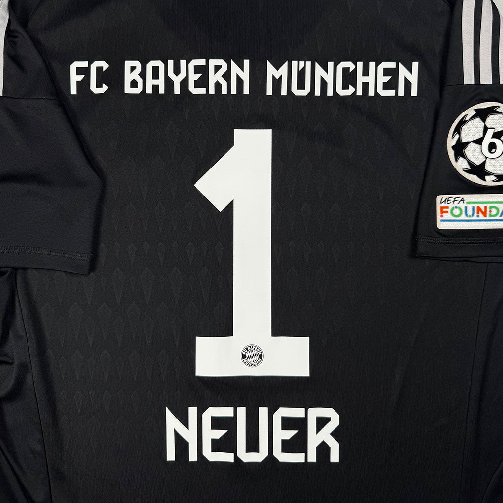 FC Bayern München GK 2023/24 XL 'Manuel Neuer' (9/10)