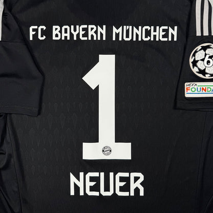 FC Bayern München GK 2023/24 XL 'Manuel Neuer' (9/10)