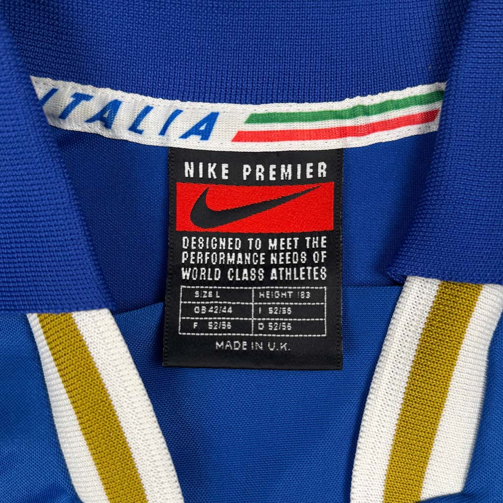 Italien Heim 1996 Spielerversion L (7/10)