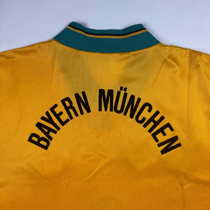 FC Bayern München Auswärts 1993-96 XL (9/10)