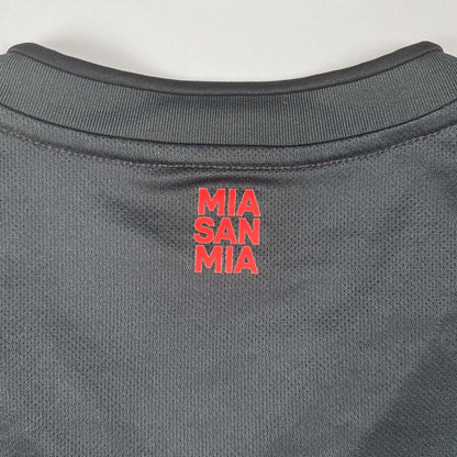 FC Bayern München Ausweich 2022/23 XL (8/10)