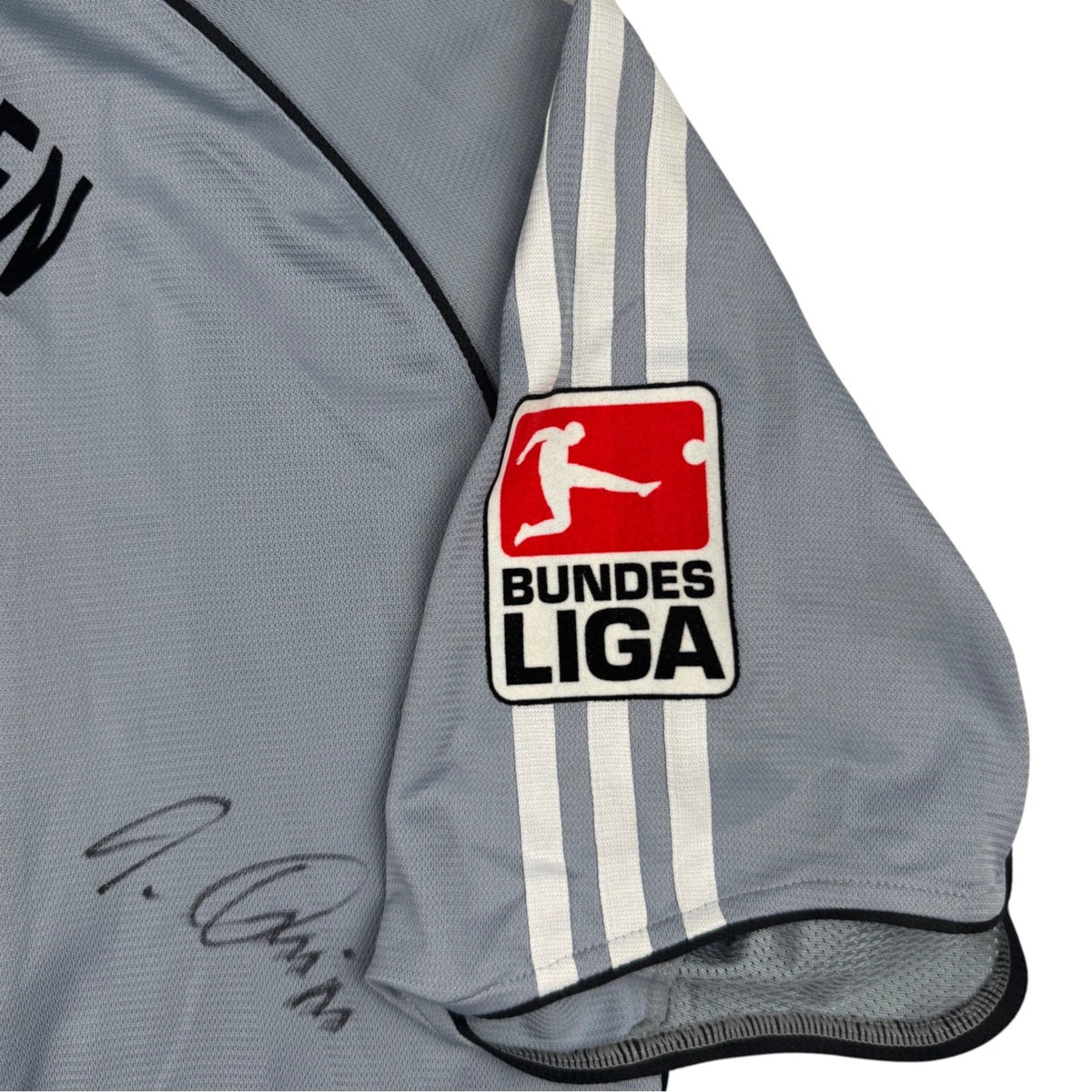 Wacker Burghausen Heim 2005-06 XL 'Kneissl' – Matchworn