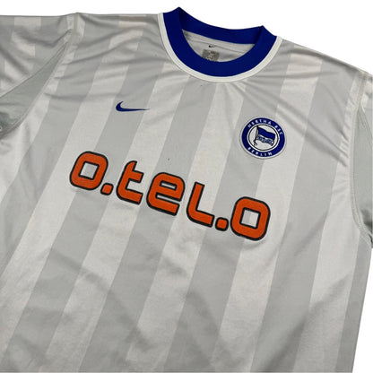 Hertha BSC Auswärts 2000-01 L