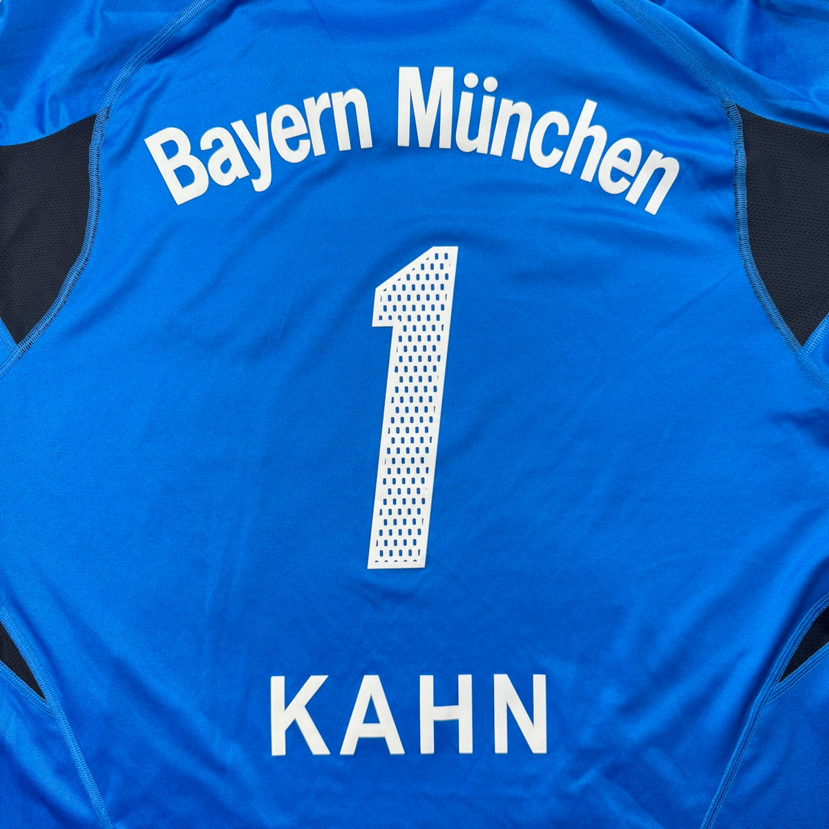 FC Bayern München Torwart 2004-05 L 'Kahn' - BNWT