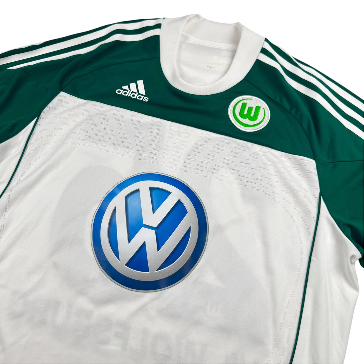 VfL Wolfsburg Heim 2010-11 L 'Mbokani' – Match Issue